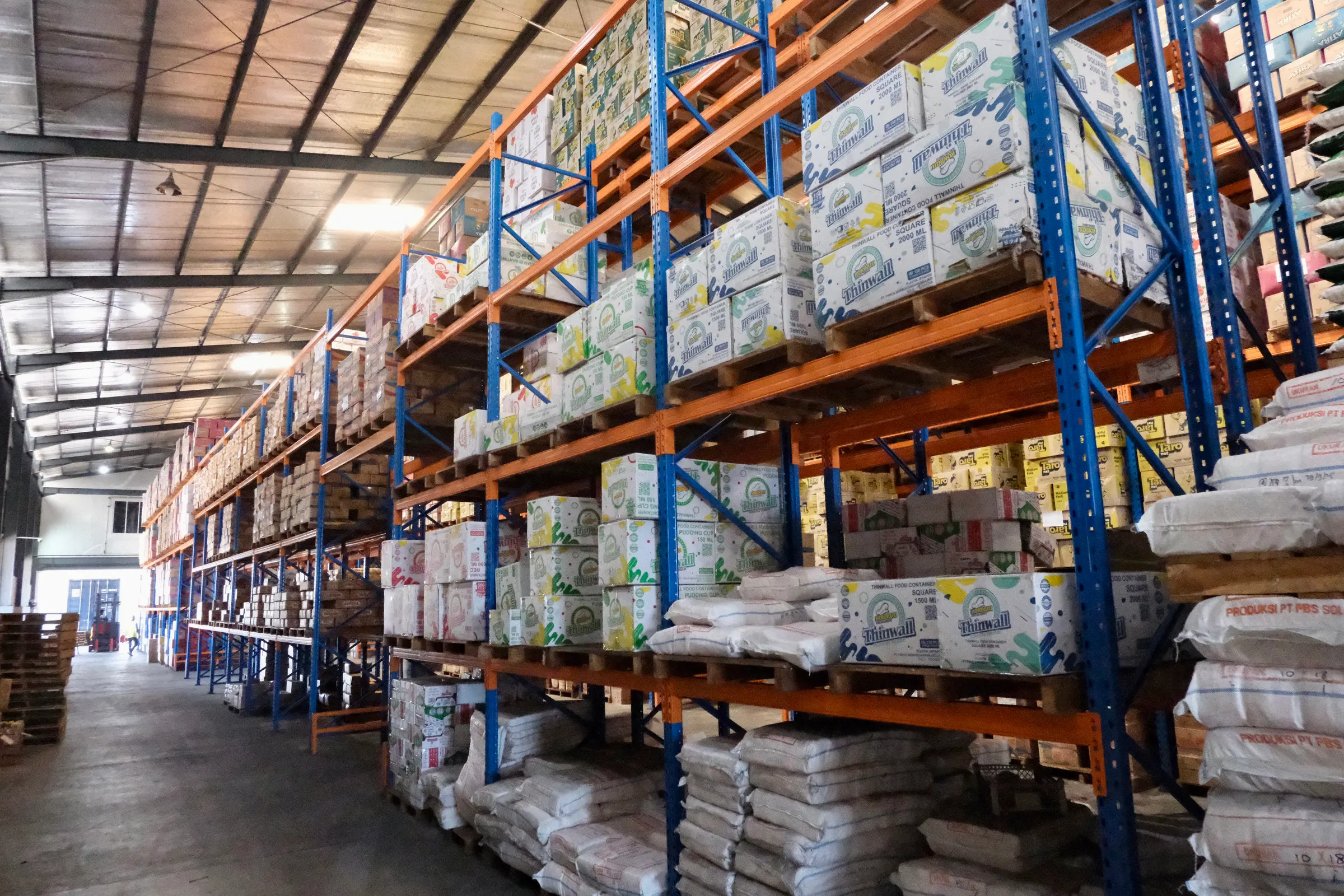 Gudang 2.500 m²